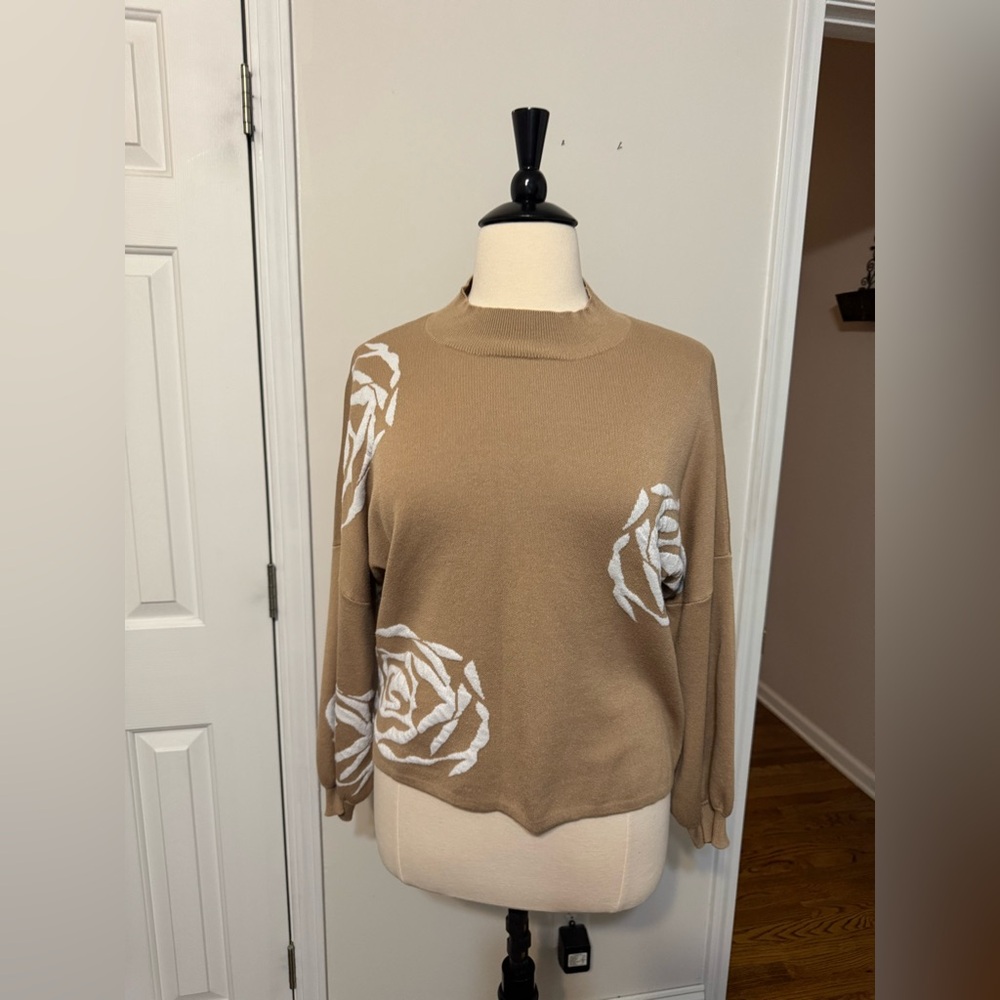 Cato Tan and White Knit Sweater